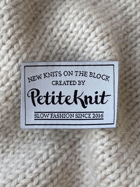 Petiteknit labels