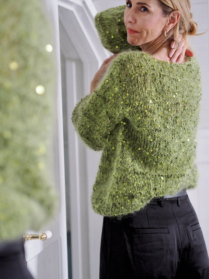 Holiday Sweater - Oppskrift av Tove Lindtein